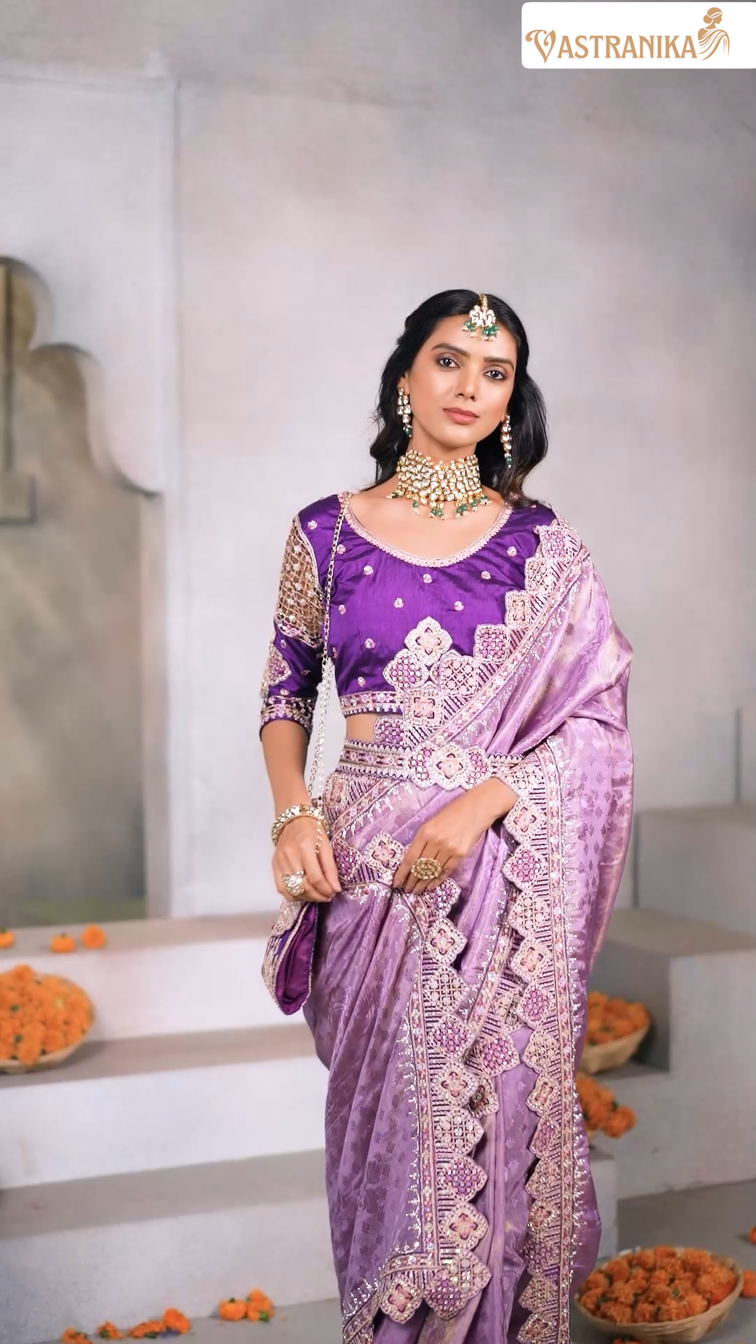 Lavender Jacquard Chinon Crepe Silk Saree with Royal Purple Blouse & Handcrafted Purse – Vastranika 1001