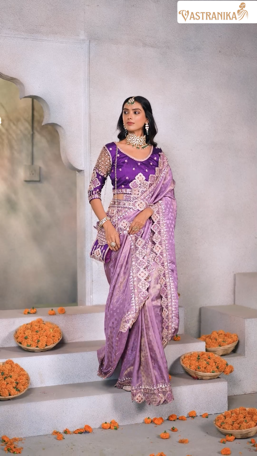 Lavender Jacquard Chinon Crepe Silk Saree with Royal Purple Blouse & Handcrafted Purse – Vastranika 1001