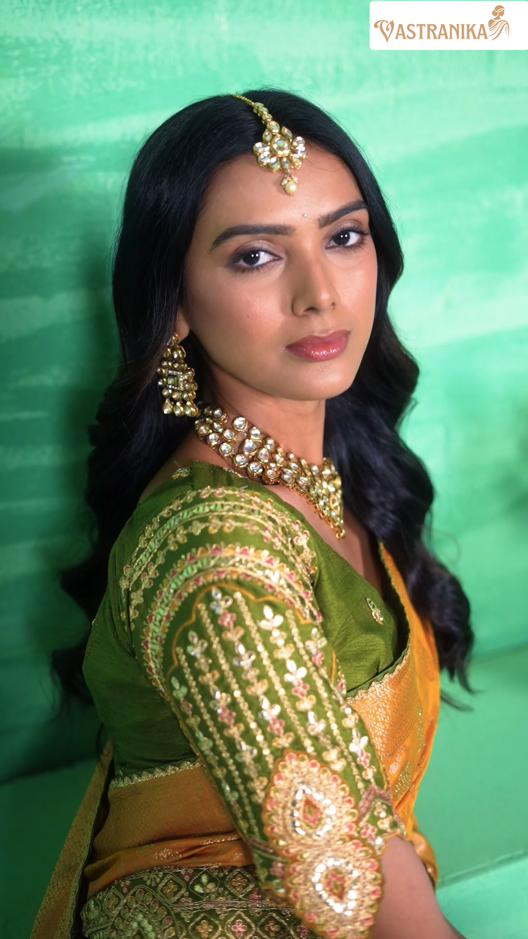 Amber Gold Pure Dola Silk Saree with Olive Green Blouse & Designer Belt 11512  – Raj Kanya Collection | Vastranika