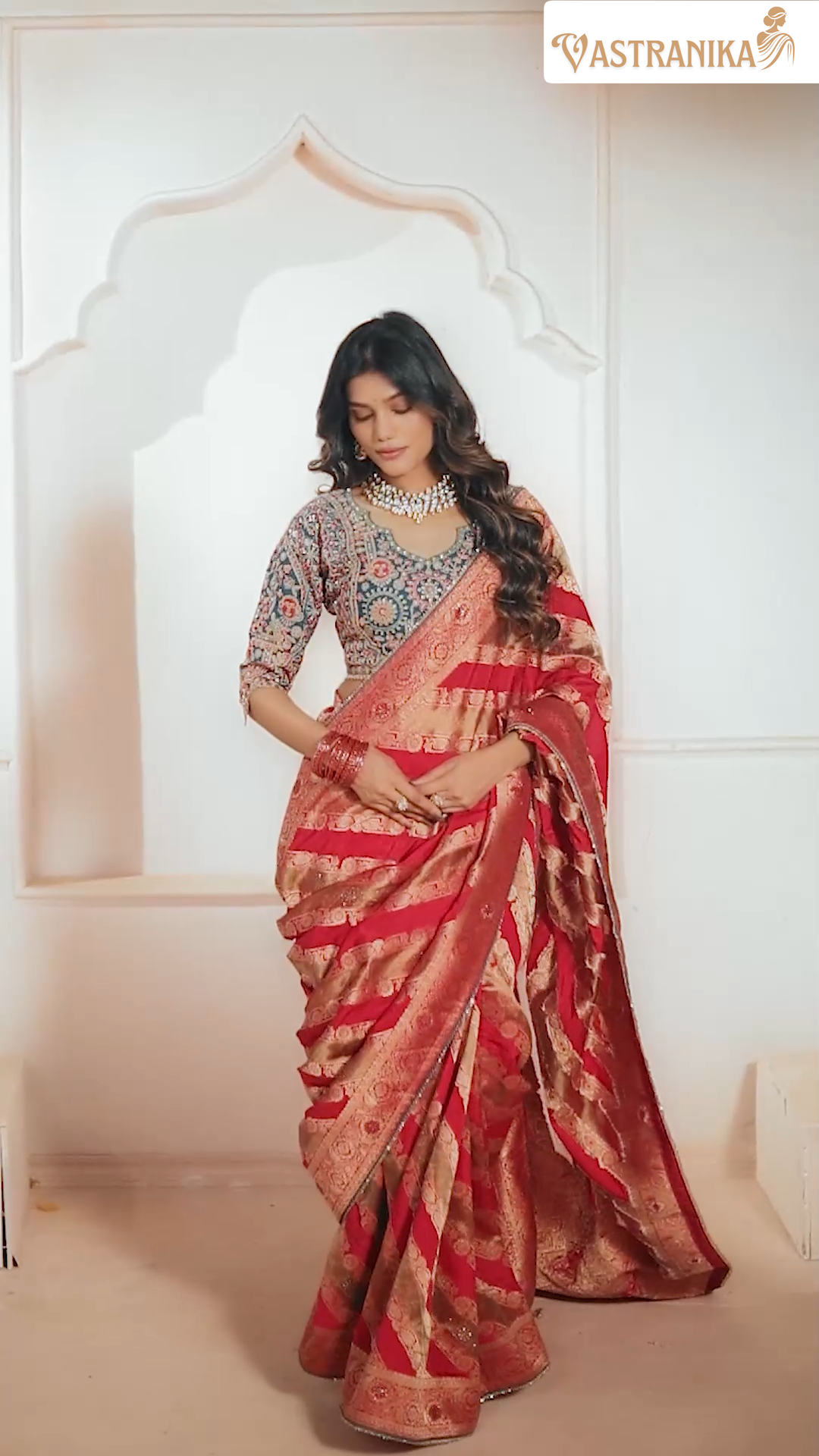 Vastranika Weaves Maroon Exquisite Designer Saree – 5502