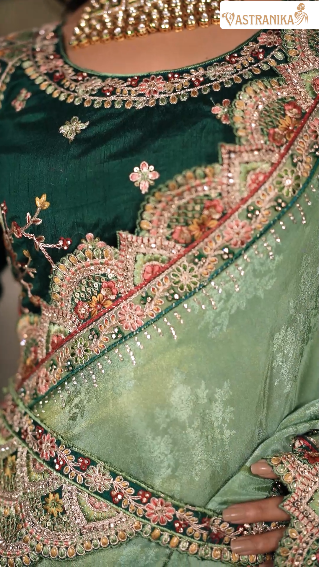 Olive Green Jacquard Chinon Crepe Silk Saree with Emerald Blouse & Handcrafted Purse – Vastranika 1005
