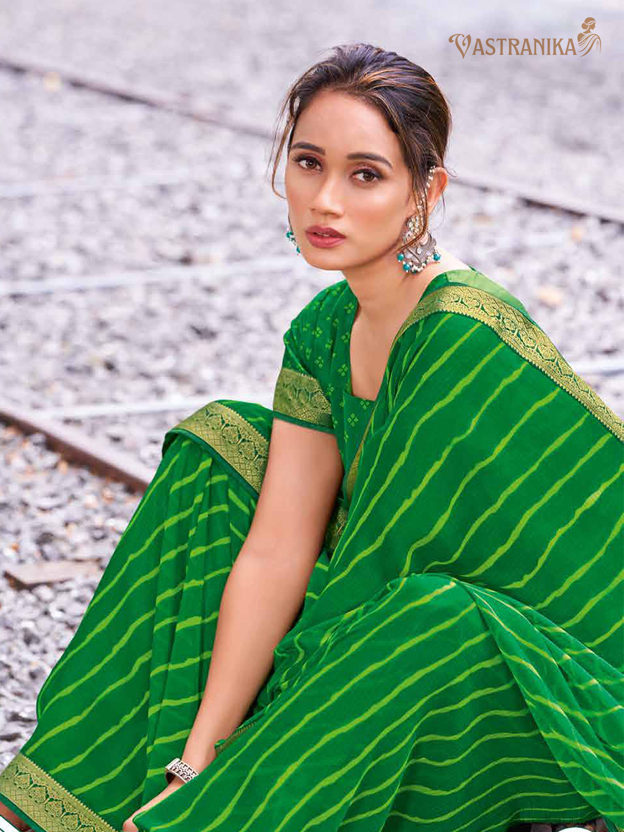 Bold leheriya green moss crepe saree with zari border and printed blouse – Vastranika Sawan festive collection, Design 45035