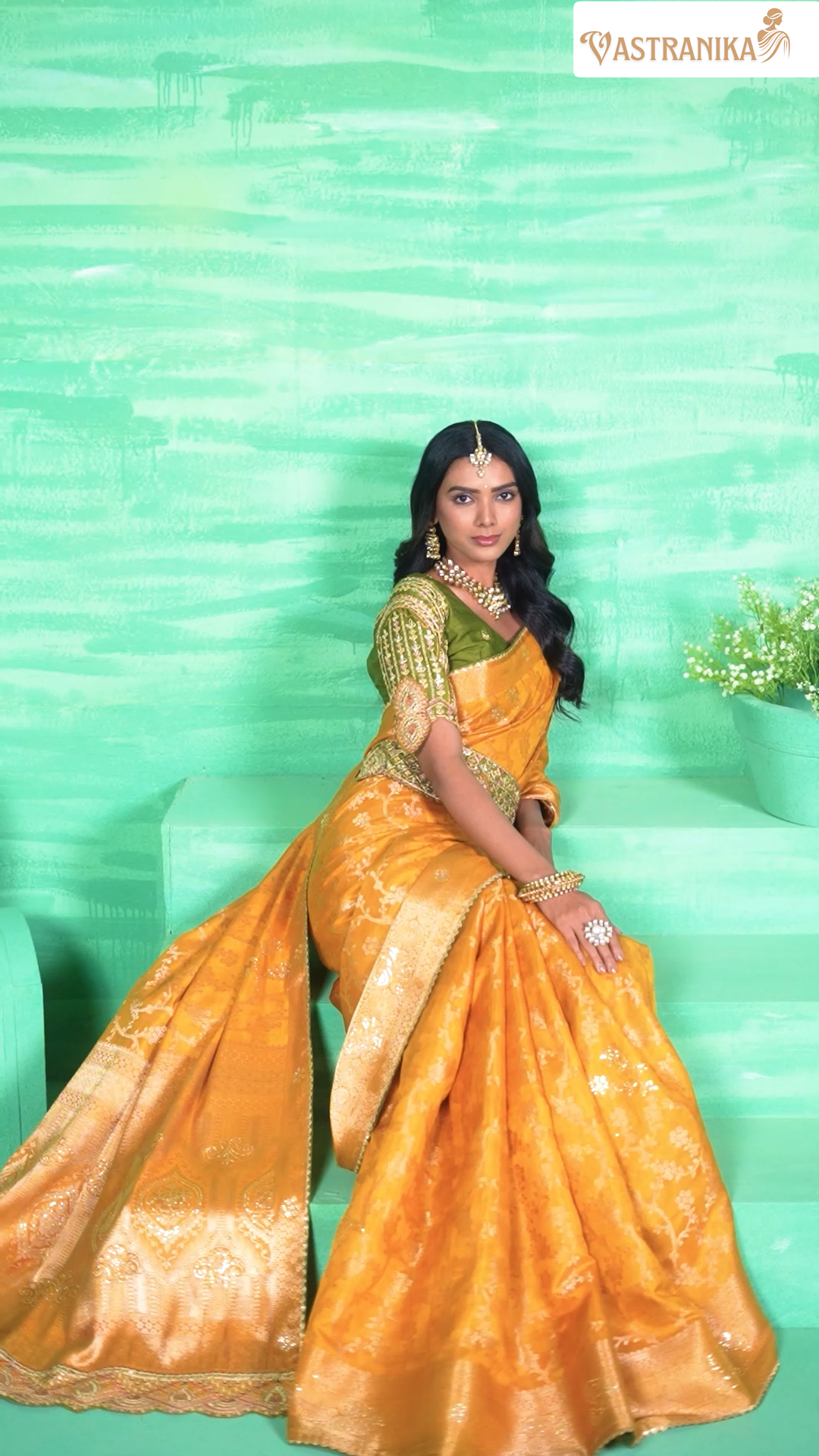 Amber Gold Pure Dola Silk Saree with Olive Green Blouse & Designer Belt 11512  – Raj Kanya Collection | Vastranika