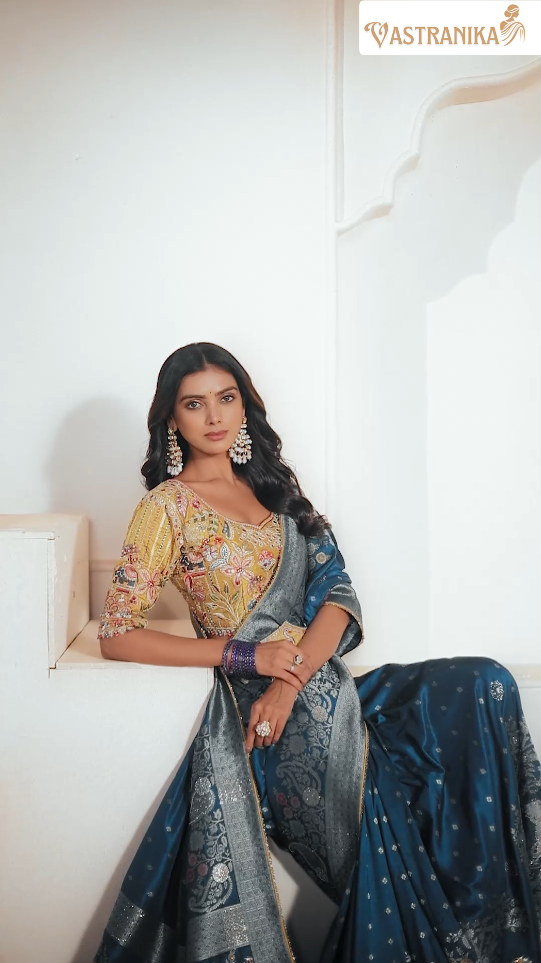 Vastranika Weaves Turkey Blue 5503 Exquisite Designer Silk Masterpiece