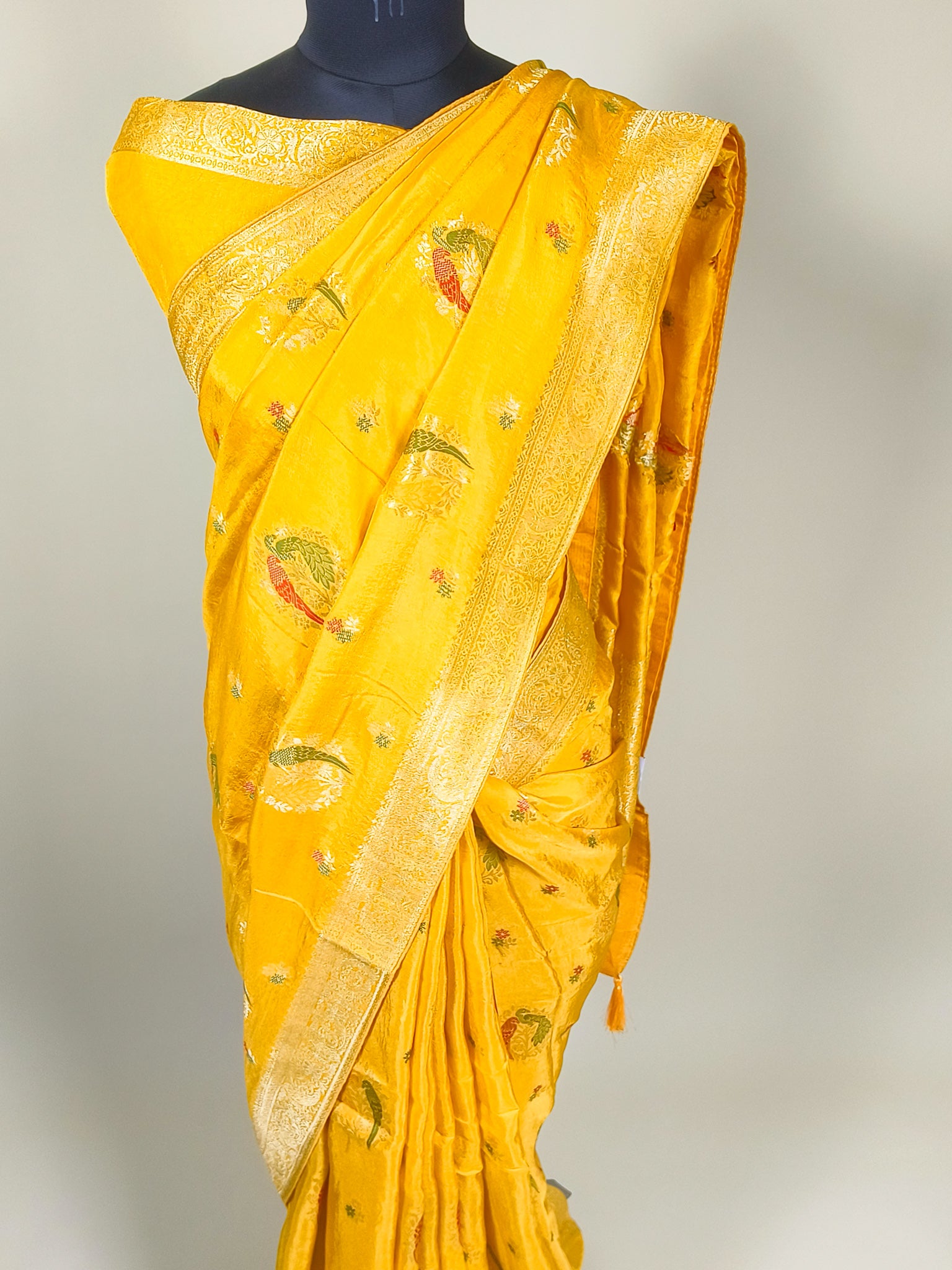 Lemon Yellow Pure Dola Silk Saree